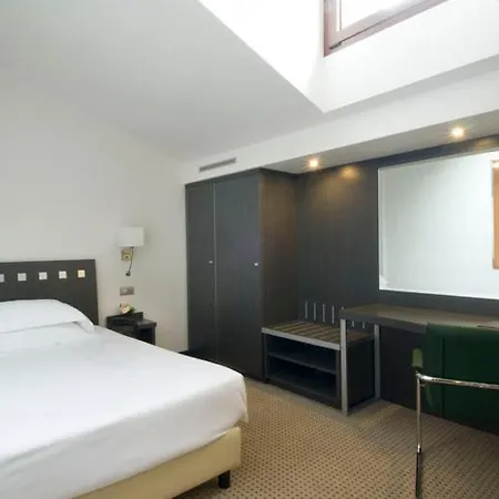 Arli Business And Wellness 3* Bergamo